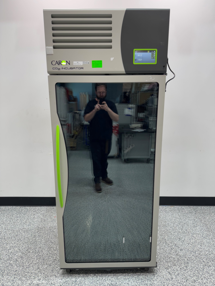 Image of Caron CO2 incubator